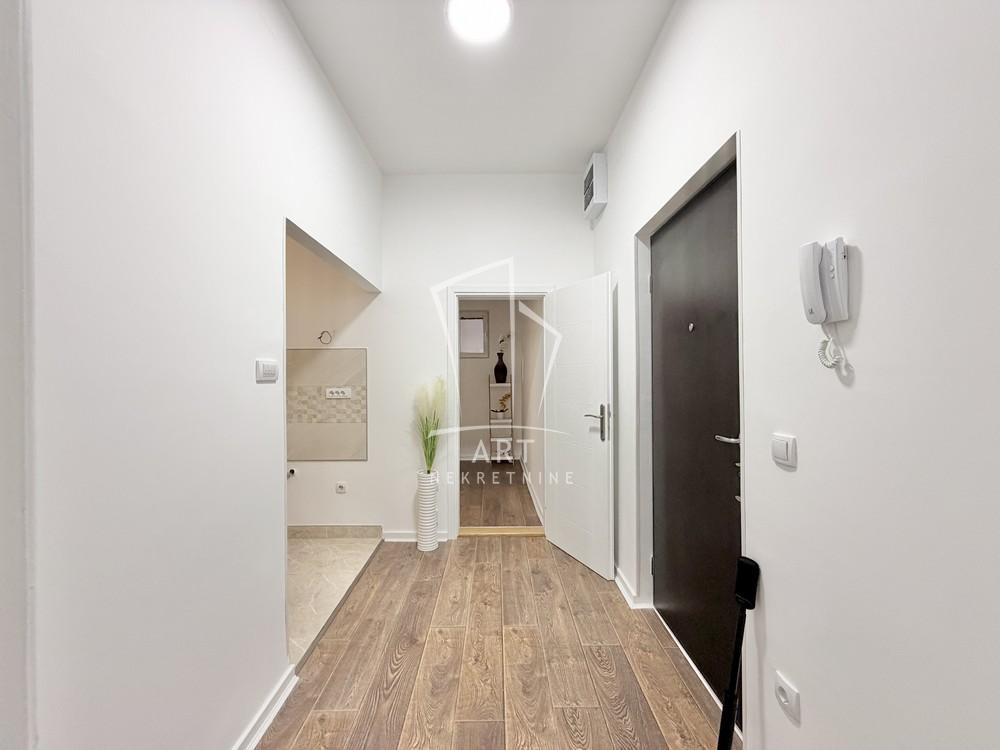 Stan na prodaju u Beogradu, Stari grad, jednoiposoban, 36m2, cena 172500 evra