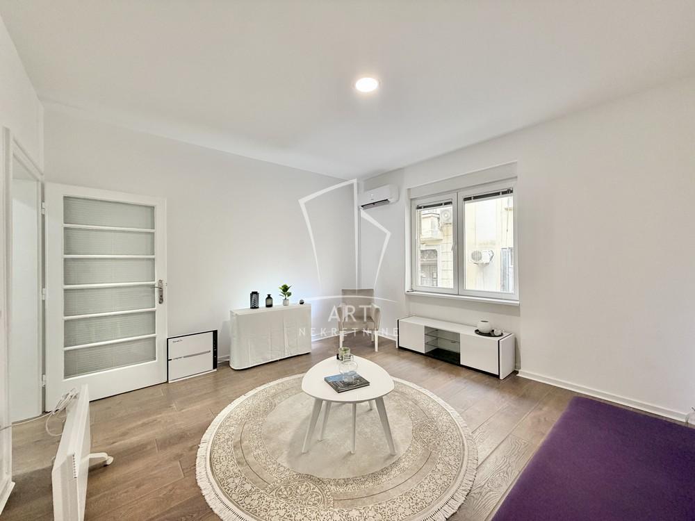 Stan na prodaju u Beogradu, Stari grad, jednoiposoban, 36m2, cena 172500 evra