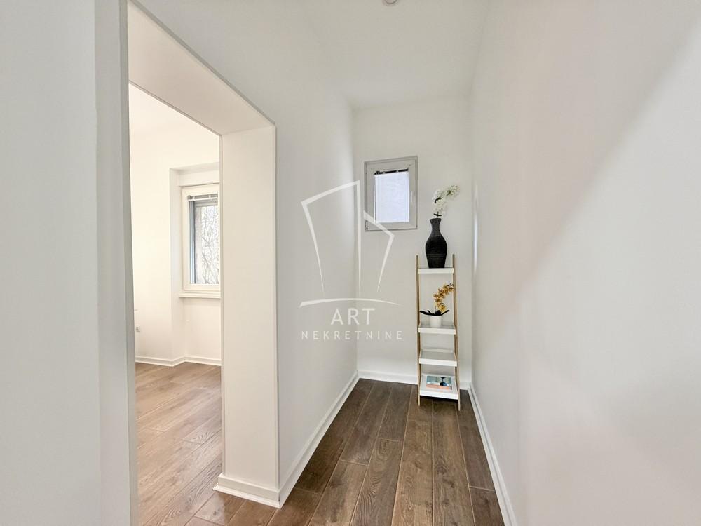 Stan na prodaju u Beogradu, Stari grad, jednoiposoban, 36m2, cena 172500 evra