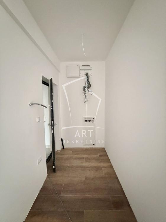 Stan na prodaju u Beogradu, Zemun, jednoiposoban, 40m2, cena 90000 evra