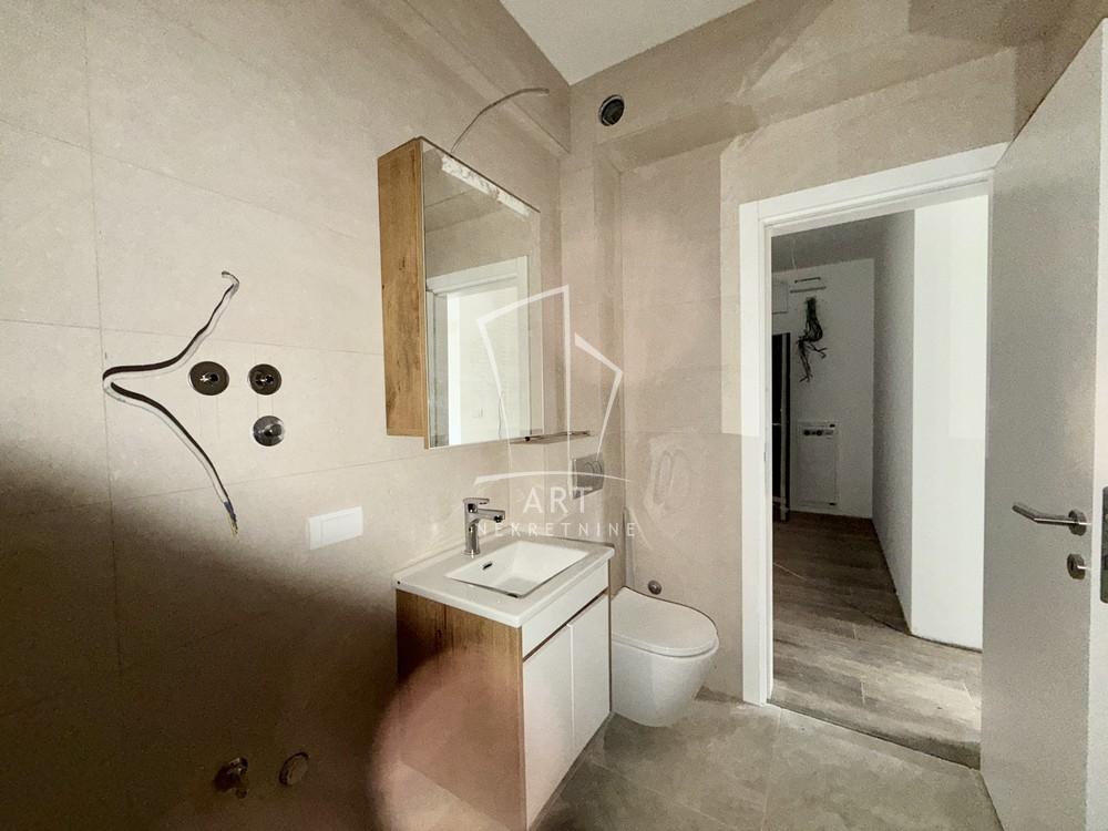 Stan na prodaju u Beogradu, Zemun, jednoiposoban, 40m2, cena 90000 evra