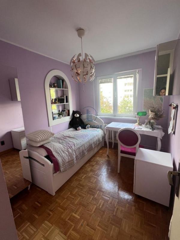 Stan na prodaju u Beogradu, Novi Beograd blok 71, trosoban, 78m2, cena 235000 evra