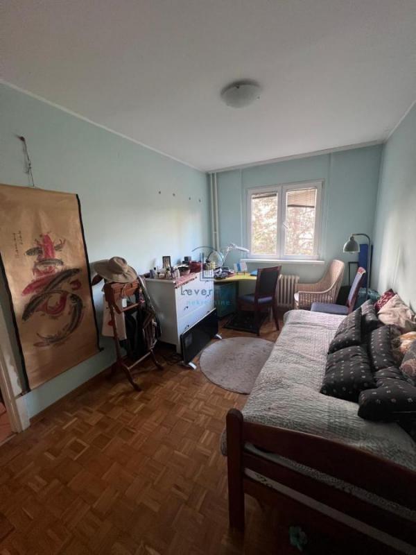 Stan na prodaju u Beogradu, Novi Beograd blok 71, trosoban, 78m2, cena 235000 evra