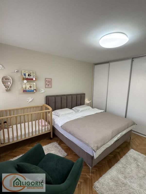 Stan na prodaju u Beogradu, Učiteljsko naselje, dvosoban, 53m2, cena 205000 evra