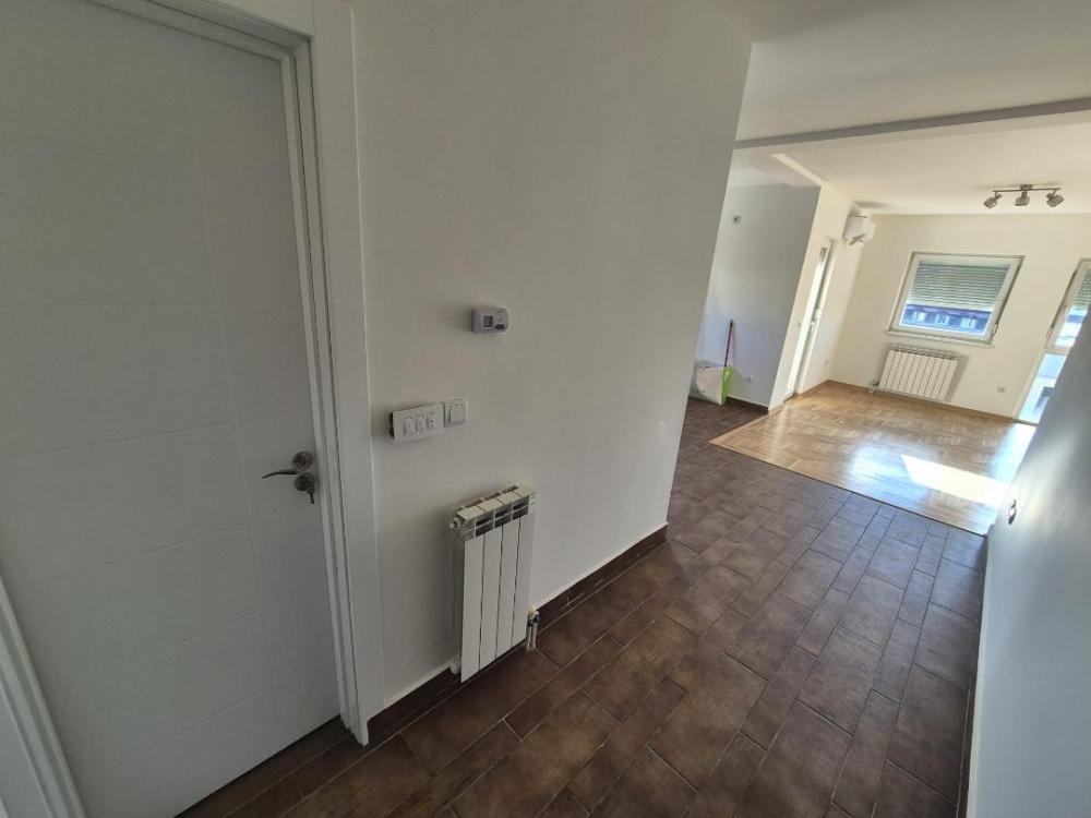 Stan na prodaju u Beogradu, Zvezdara, dvosoban, 54m2, cena 178880 evra