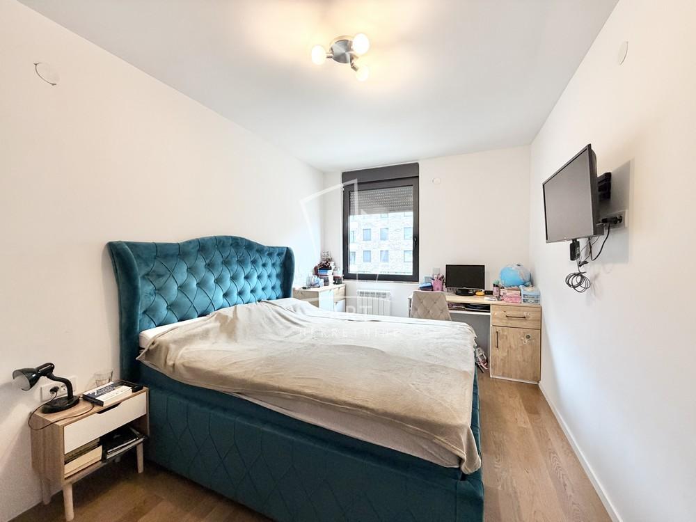 Stan na prodaju u Beogradu, Višnjička banja, trosoban, 68m2, cena 229000 evra