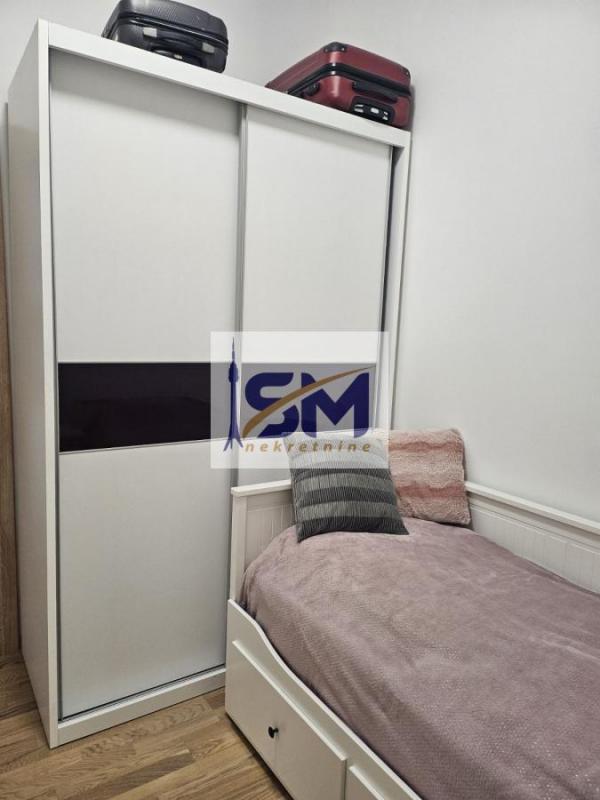 Stan na prodaju u Beogradu, Višnjička banja, trosoban, 54m2, cena 140000 evra