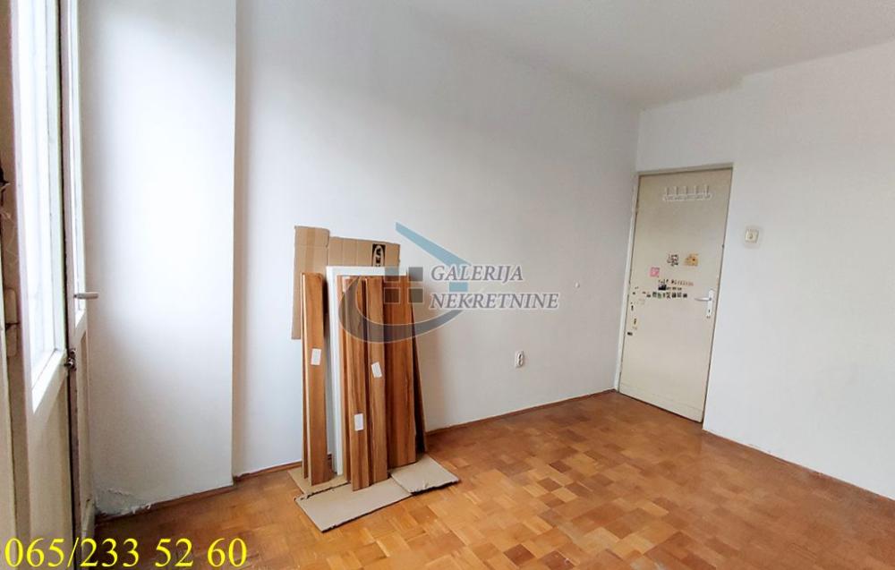 Stan na prodaju u Beogradu, Palilula, trosoban, 72m2, cena 220000 evra