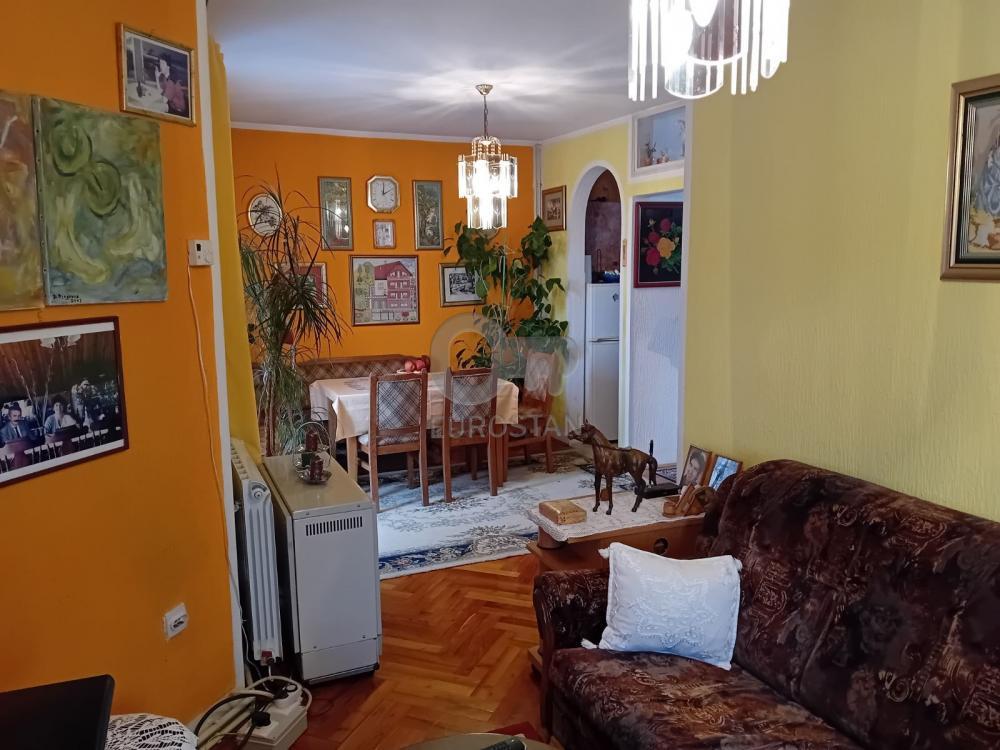 Stan na prodaju u Beogradu, Žarkovo, trosoban, 56m2, cena 135000 evra