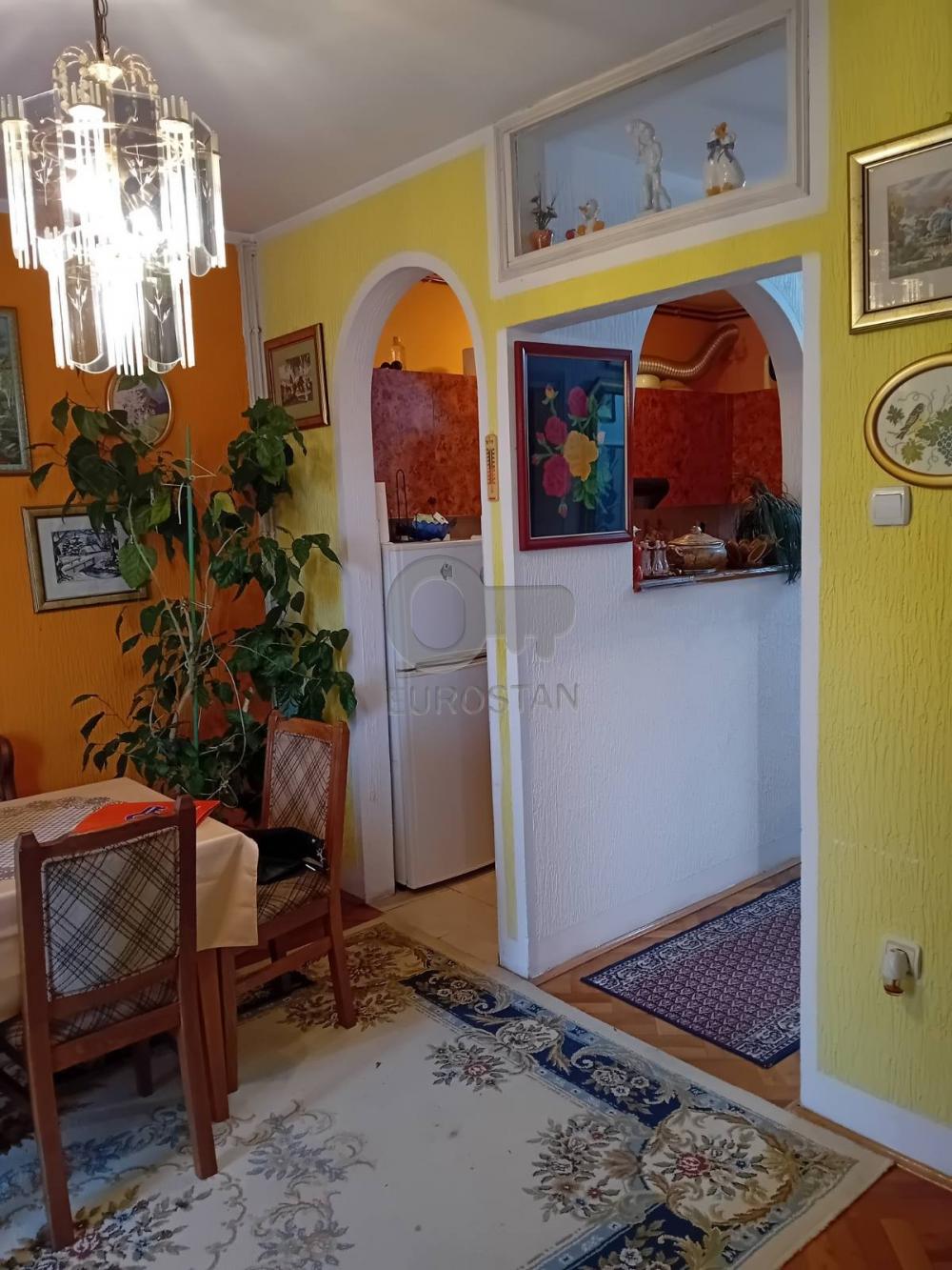 Stan na prodaju u Beogradu, Žarkovo, trosoban, 56m2, cena 135000 evra