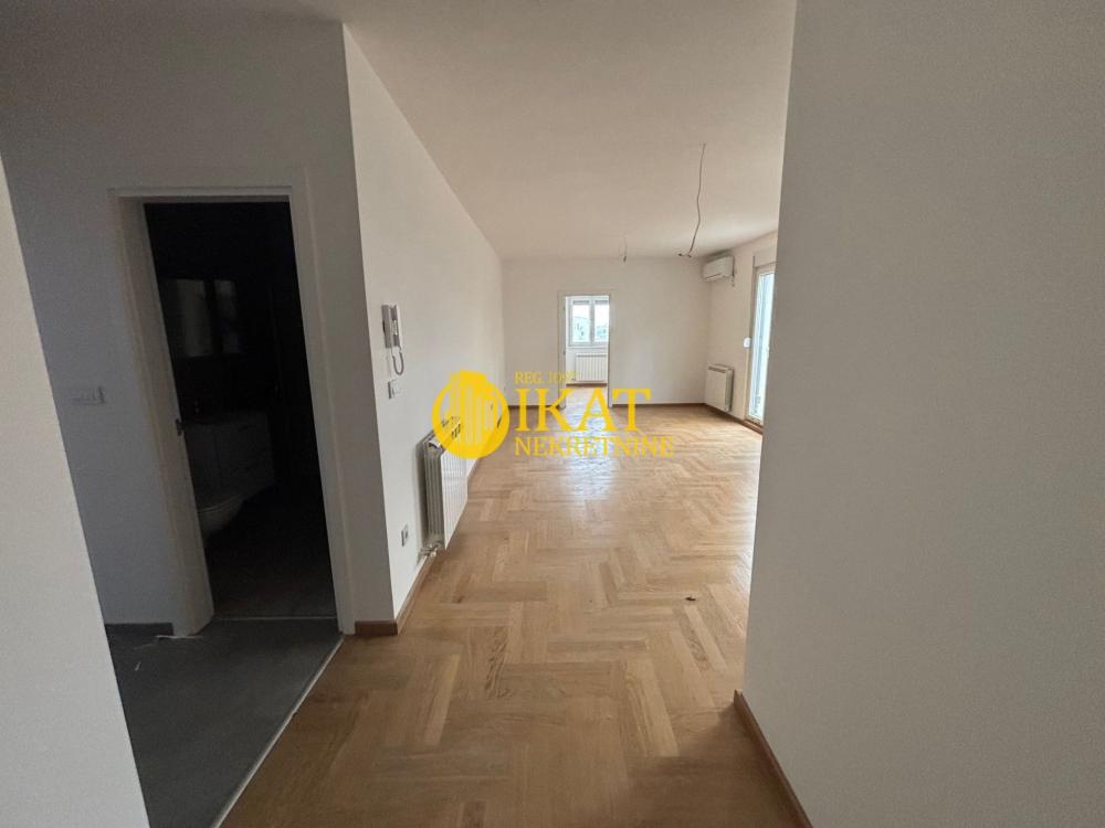 Stan na prodaju u Beogradu, Zvezdara, dvoiposoban, 57m2, cena 125000 evra