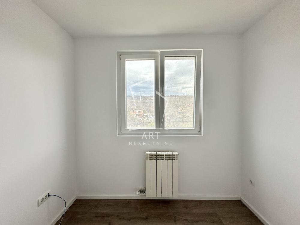 Stan na prodaju u Beogradu, Karaburma, dvoiposoban, 57m2, cena 158000 evra