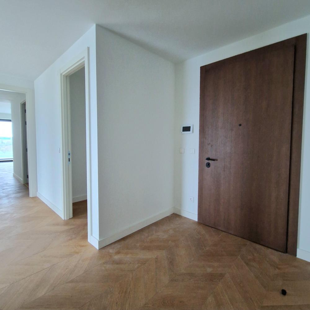 Stan na prodaju u Beogradu, Beograd na vodi, cetvorosoban, 222m2, cena 1660000 evra