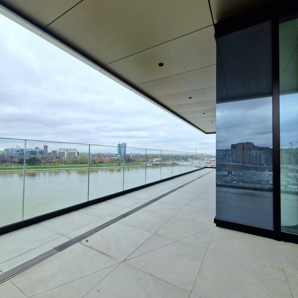 Stan na prodaju u Beogradu, Beograd na vodi, cetvorosoban, 222m2, cena 1660000 evra