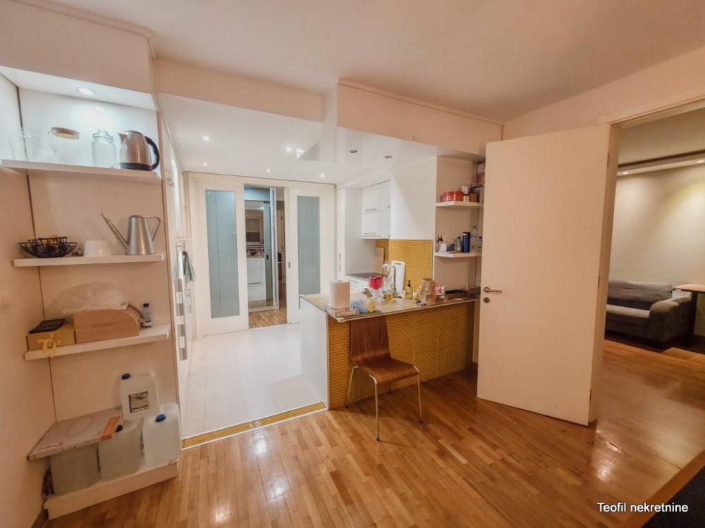 Stan na prodaju u Beogradu, Novi Beograd blok 67A (Belvile), trosoban, 101m2, cena 403000 evra