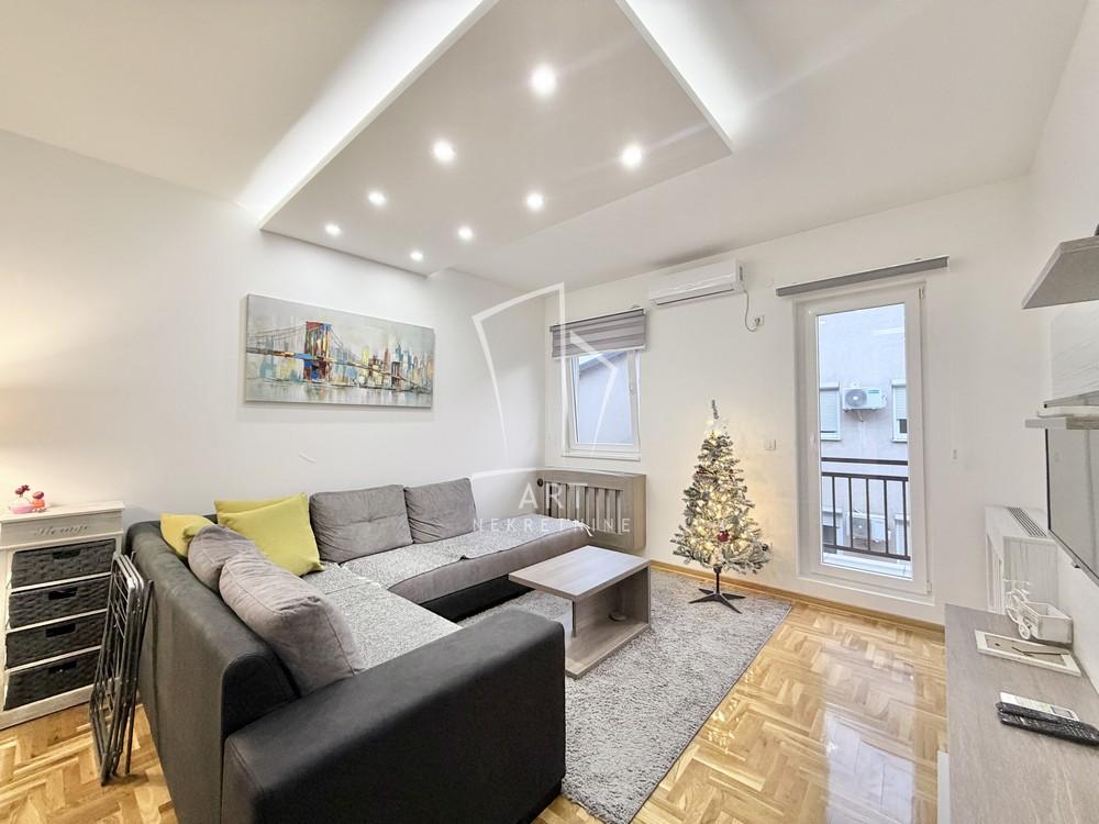 Glavna slika oglasa 270110