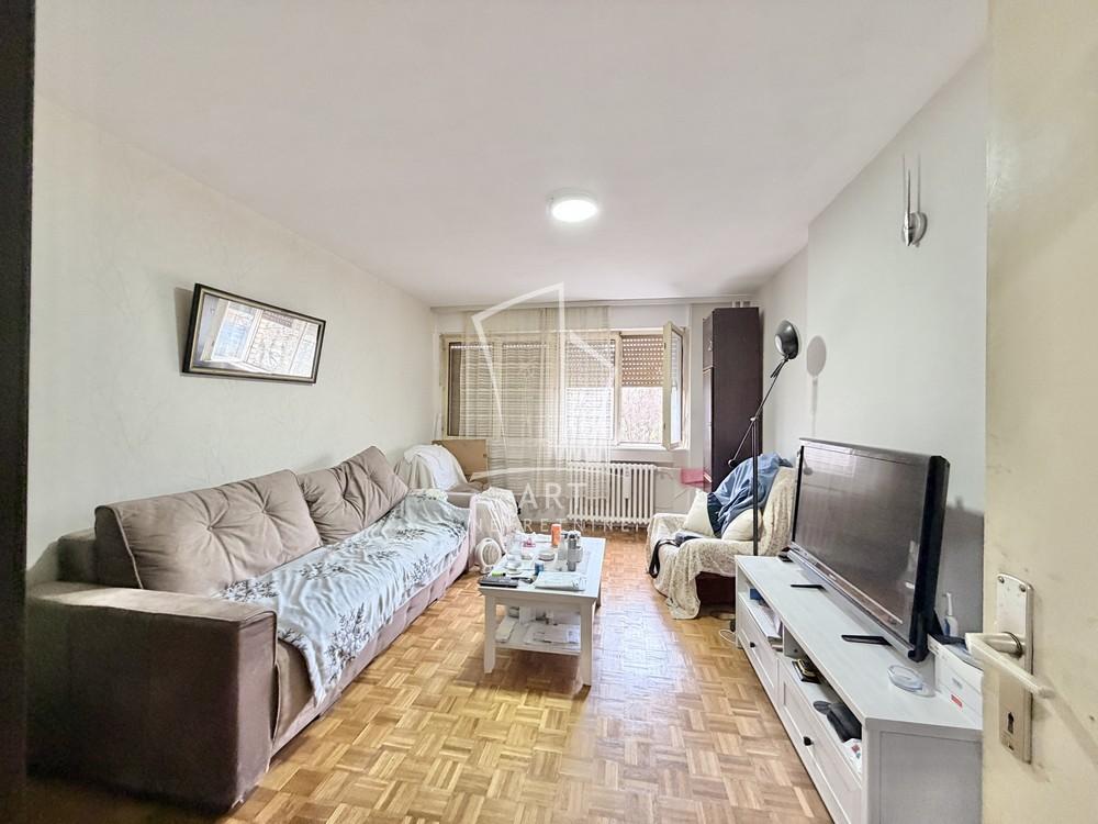 Glavna slika oglasa 270111