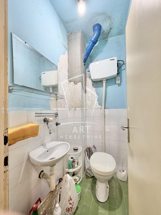 Stan na prodaju u Beogradu, Mirijevo, trosoban, 80m2, cena 229000 evra