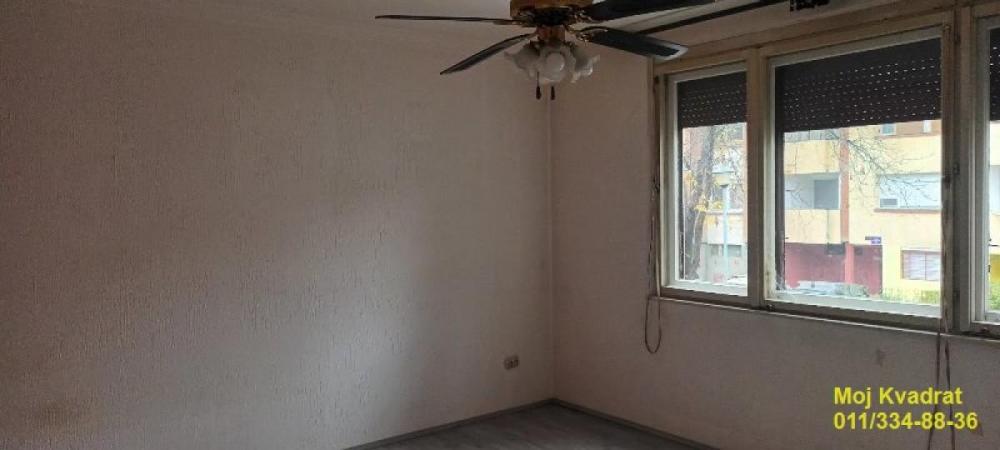 Stan na prodaju u Beogradu, Kotež, dvosoban, 57m2, cena 90000 evra