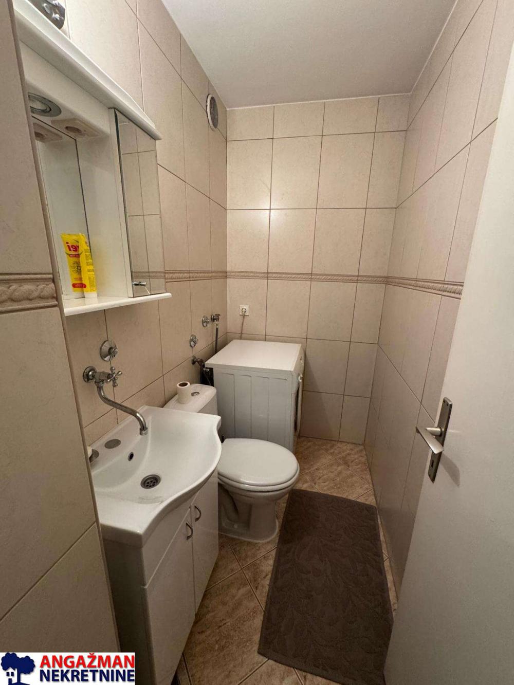 Stan na prodaju u Beogradu, Novi Beograd blok 34 (Studentski grad), trosoban, 86m2, cena 305000 evra