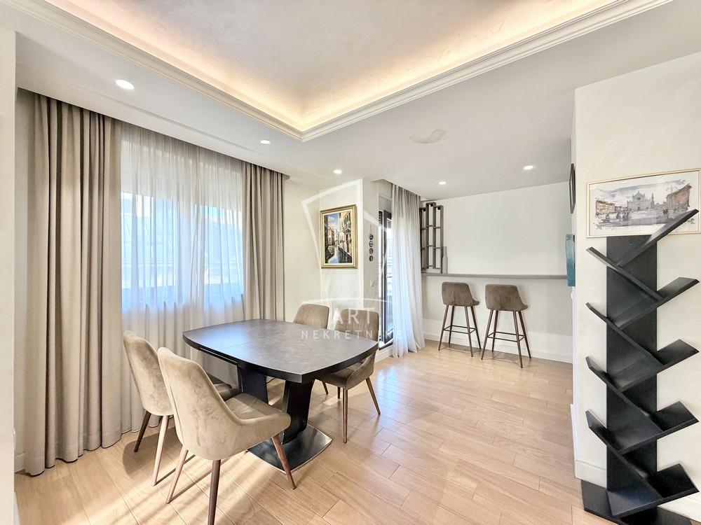 Stan na prodaju u Beogradu, Vračar, troiposoban, 97m2, cena 490000 evra