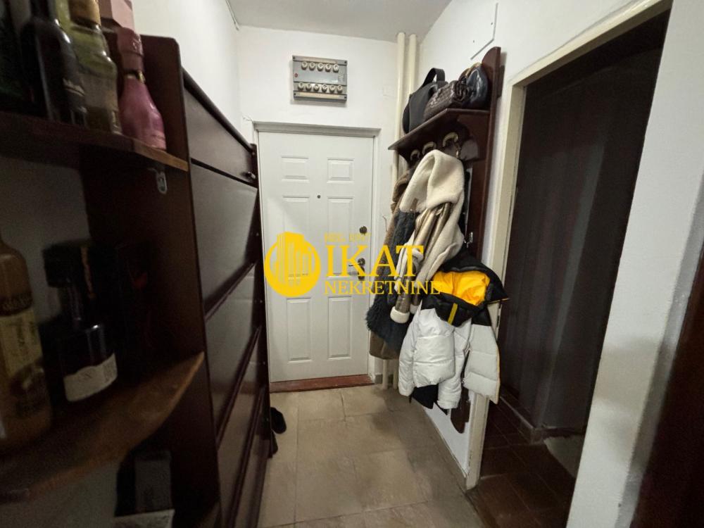 Stan na prodaju u Beogradu, Zvezdara, jednoiposoban, 35m2, cena 82000 evra