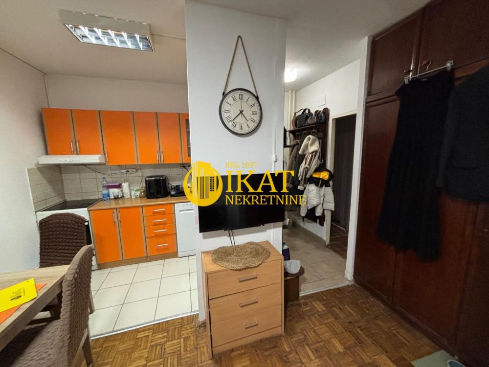 Stan na prodaju u Beogradu, Zvezdara, jednoiposoban, 35m2, cena 82000 evra