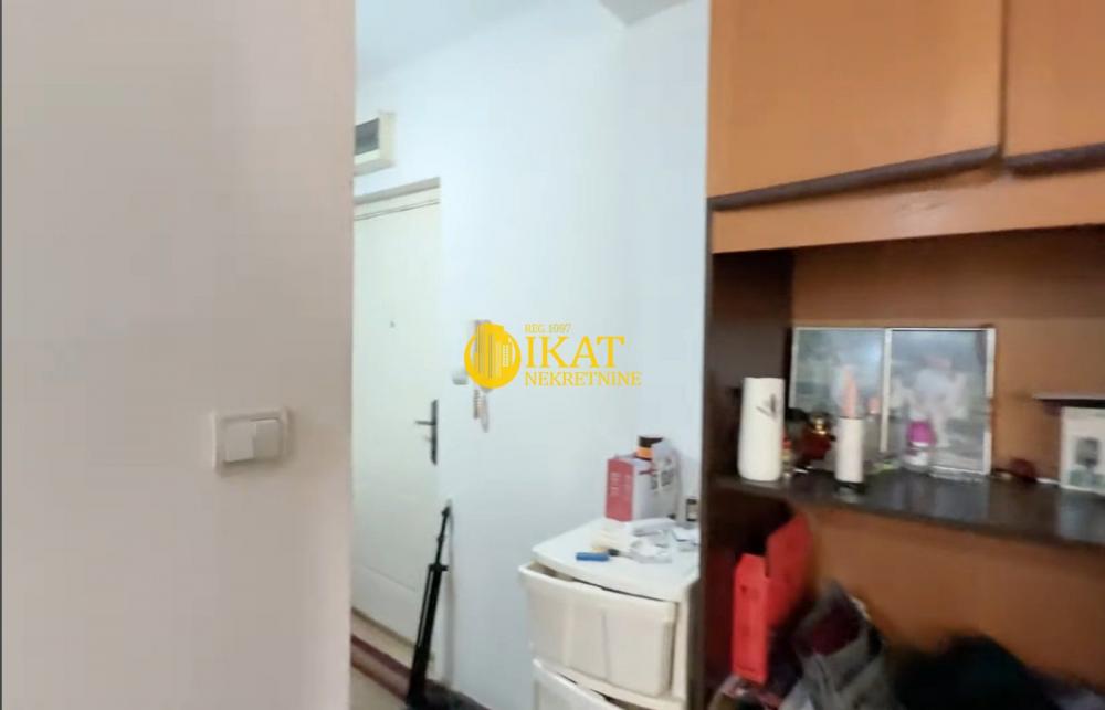 Stan na prodaju u Beogradu, Petlovo brdo, jednosoban, 31m2, cena 55700 evra