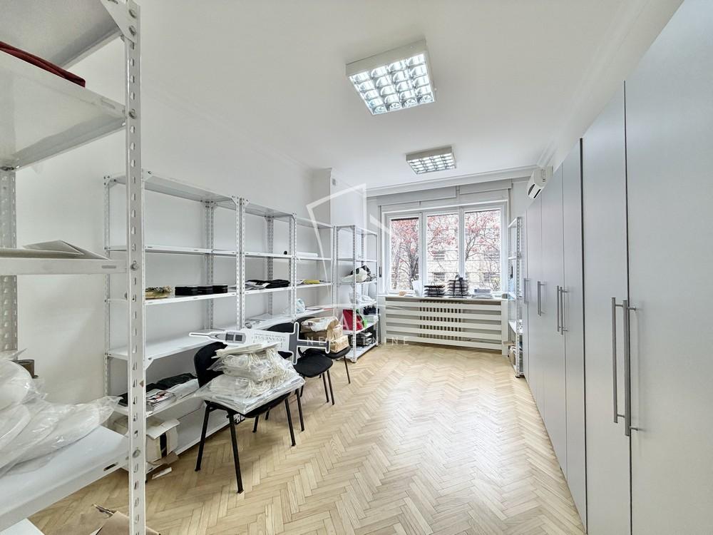 Stan na prodaju u Beogradu, Vračar, dvosoban, 54m2, cena 308000 evra