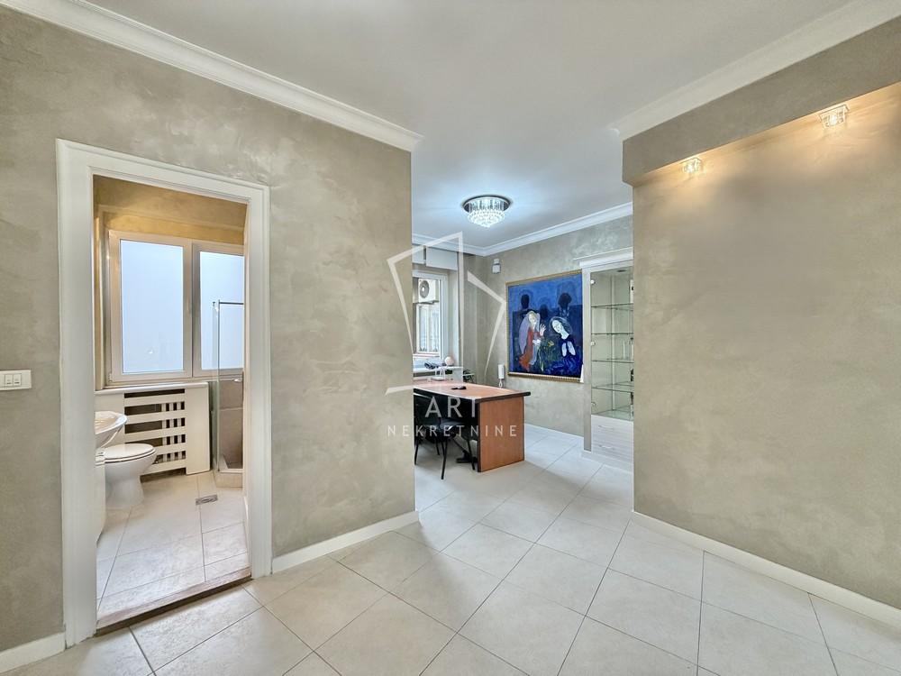 Stan na prodaju u Beogradu, Vračar, dvosoban, 54m2, cena 308000 evra