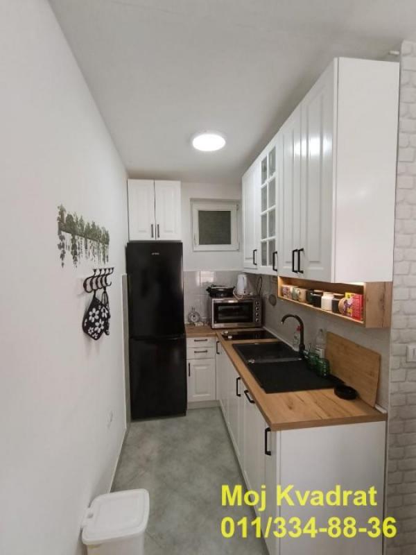 Stan na prodaju u Beogradu, Učiteljsko naselje, jednosoban, 30m2, cena 133000 evra