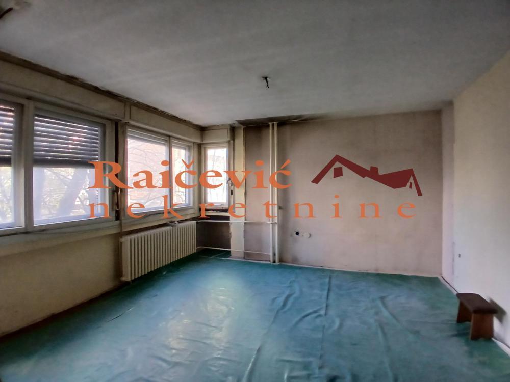 Stan na prodaju u Beogradu, Novi Beograd blok 45 (TC Enjub), dvosoban, 55m2, cena 188000 evra