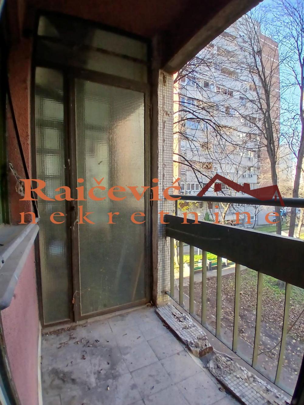 Stan na prodaju u Beogradu, Novi Beograd blok 45 (TC Enjub), dvosoban, 55m2, cena 188000 evra