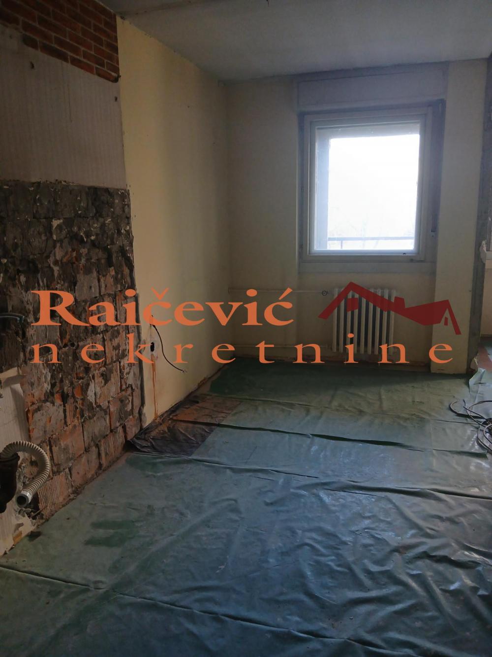 Stan na prodaju u Beogradu, Novi Beograd blok 45 (TC Enjub), dvosoban, 55m2, cena 188000 evra