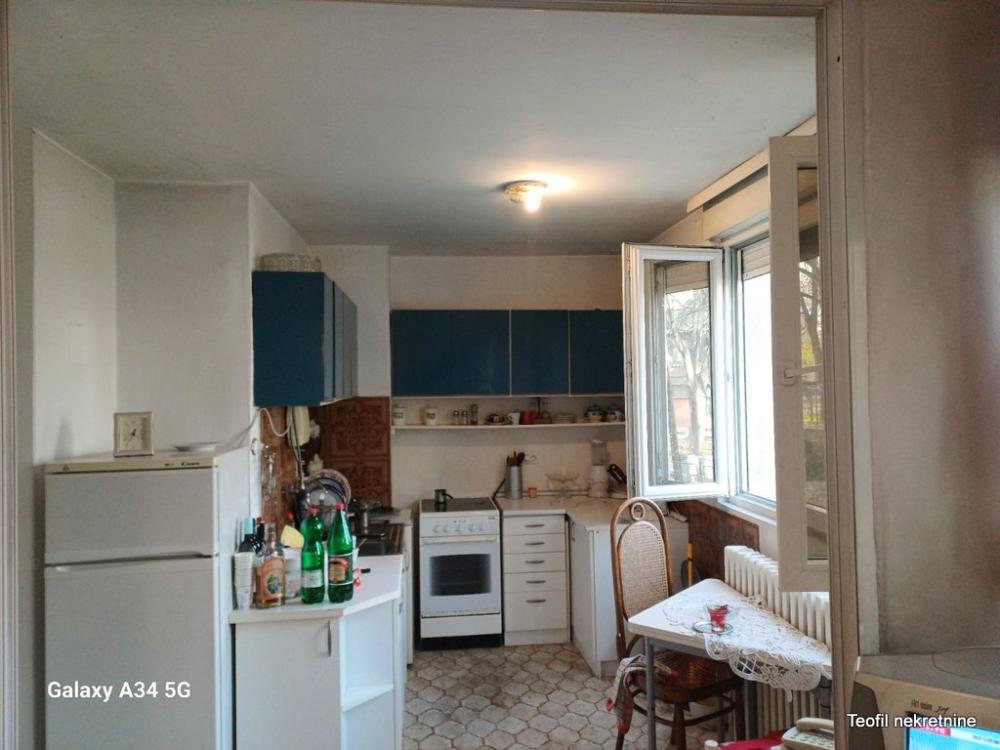 Stan na prodaju u Beogradu, Fontana, troiposoban, 79m2, cena 250000 evra