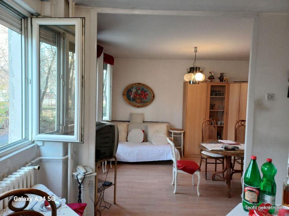 Stan na prodaju u Beogradu, Fontana, troiposoban, 79m2, cena 250000 evra