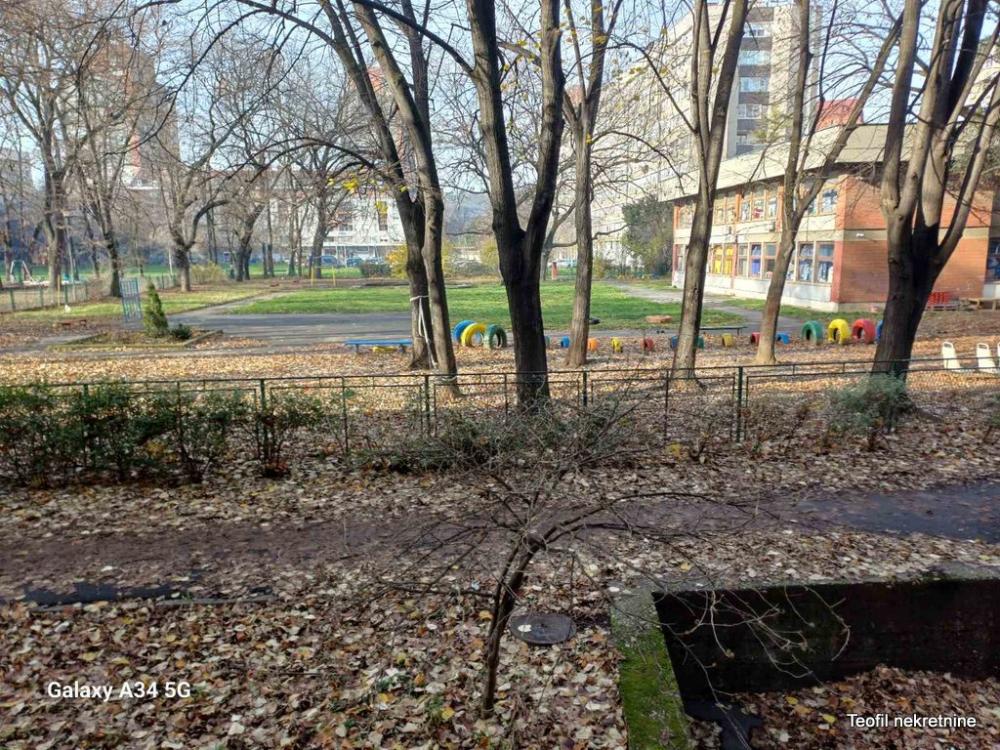 Stan na prodaju u Beogradu, Fontana, troiposoban, 79m2, cena 250000 evra