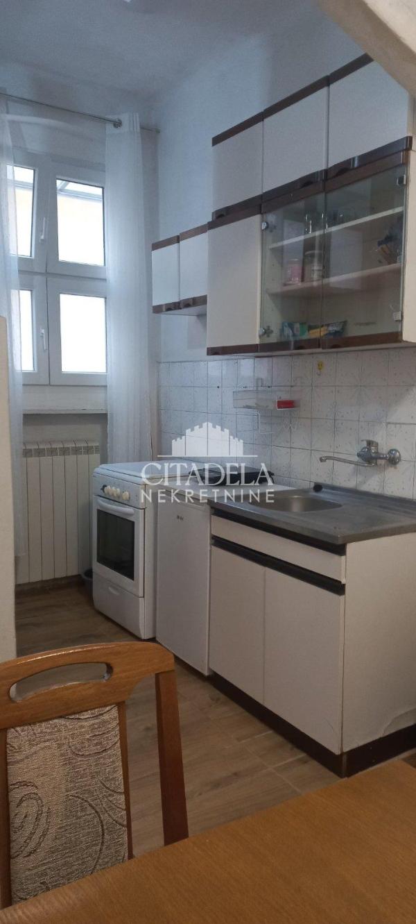 Stan na prodaju u Beogradu, Stari grad, jednosoban, 30m2, cena 113000 evra