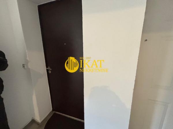 Stan na prodaju u Beogradu, Pašino brdo, dvoiposoban, 45m2, cena 95000 evra