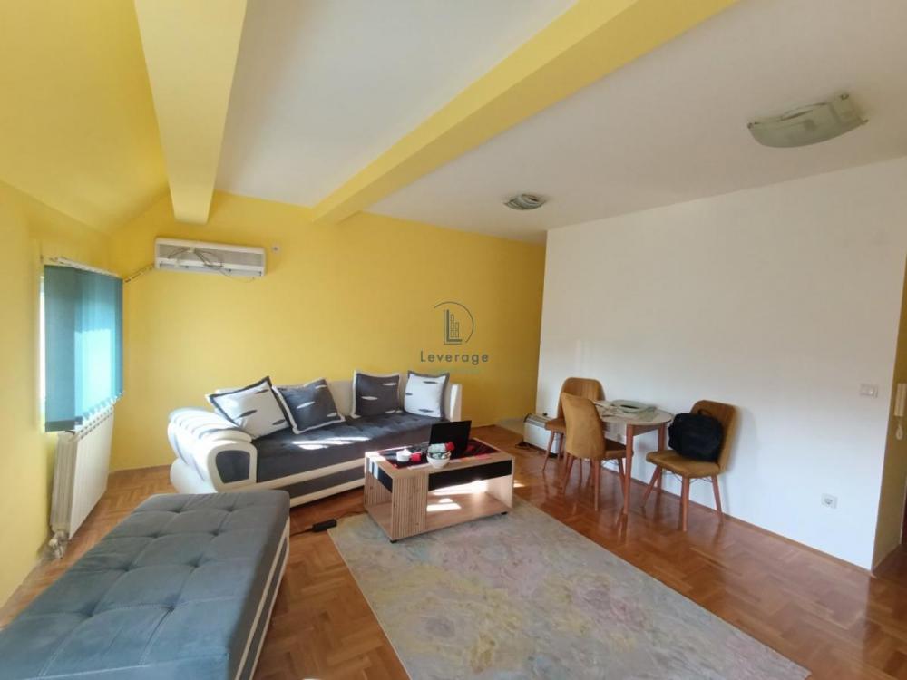 Stan na prodaju u Beogradu, Zvezdara, jednoiposoban, 48m2, cena 135000 evra