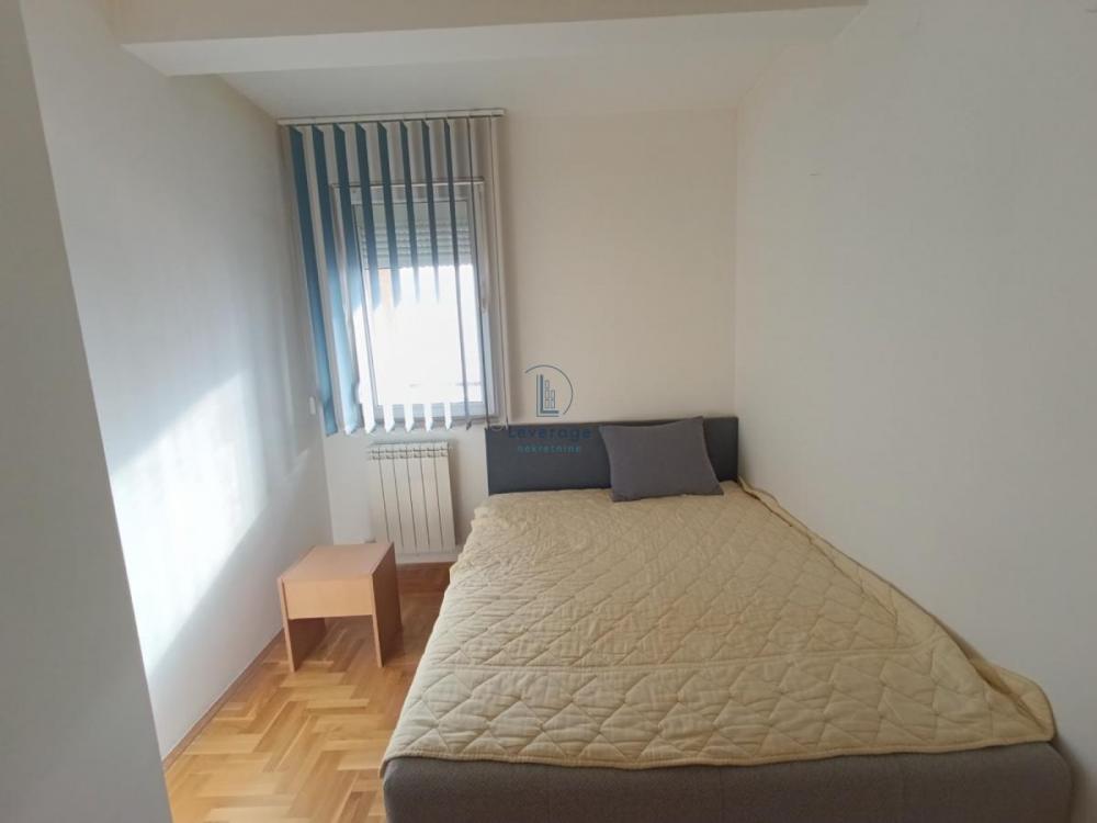 Stan na prodaju u Beogradu, Zvezdara, jednoiposoban, 48m2, cena 135000 evra