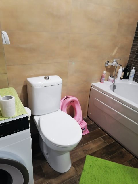 Stan na prodaju u Beogradu, Ledine, trosoban, 80m2, cena 184900 evra