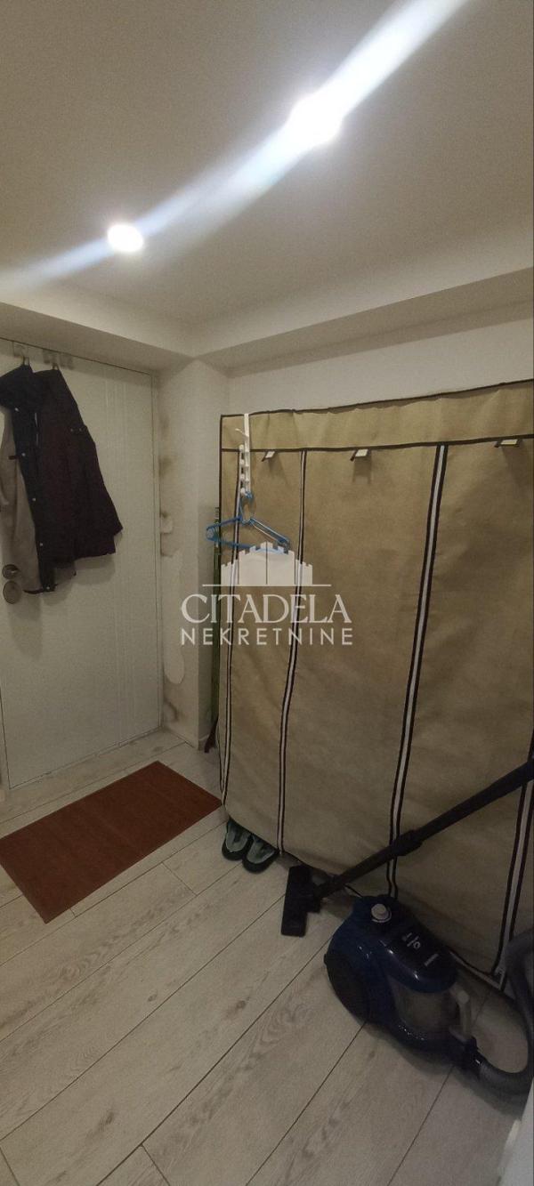 Stan na prodaju u Beogradu, Čukarica, jednoiposoban, 47m2, cena 115000 evra