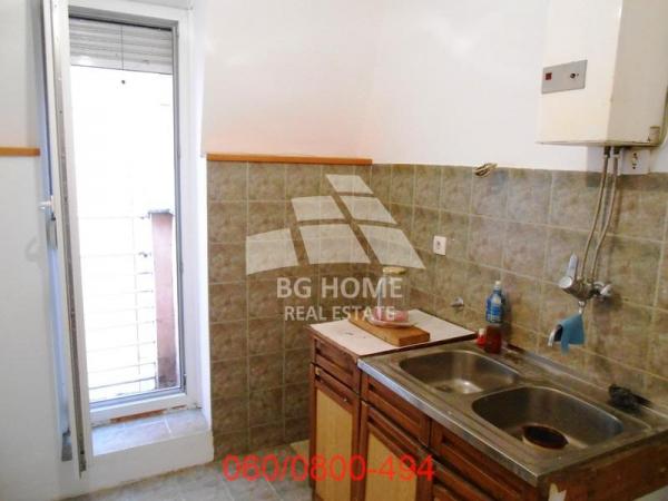 Stan na prodaju u Beogradu, Cvetkova pijaca, trosoban, 85m2, cena 220000 evra