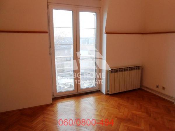 Stan na prodaju u Beogradu, Cvetkova pijaca, trosoban, 85m2, cena 220000 evra