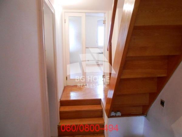 Stan na prodaju u Beogradu, Cvetkova pijaca, trosoban, 85m2, cena 220000 evra