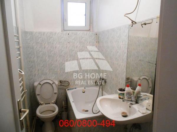 Stan na prodaju u Beogradu, Cvetkova pijaca, trosoban, 85m2, cena 220000 evra