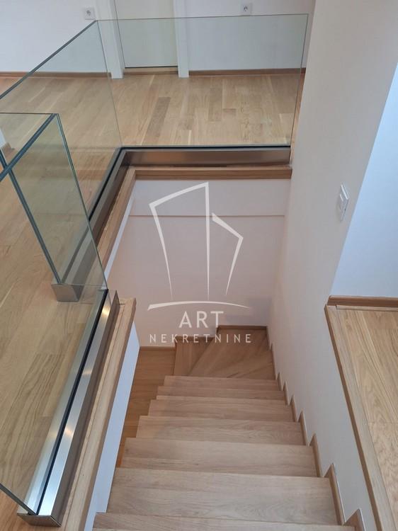 Stan na prodaju u Beogradu, Stari grad, 134m2, cena 365000 evra