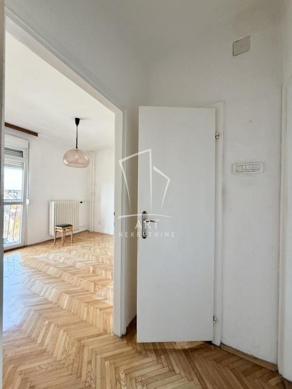 Stan na prodaju u Beogradu, Meandri, jednoiposoban, 47m2, cena 163000 evra