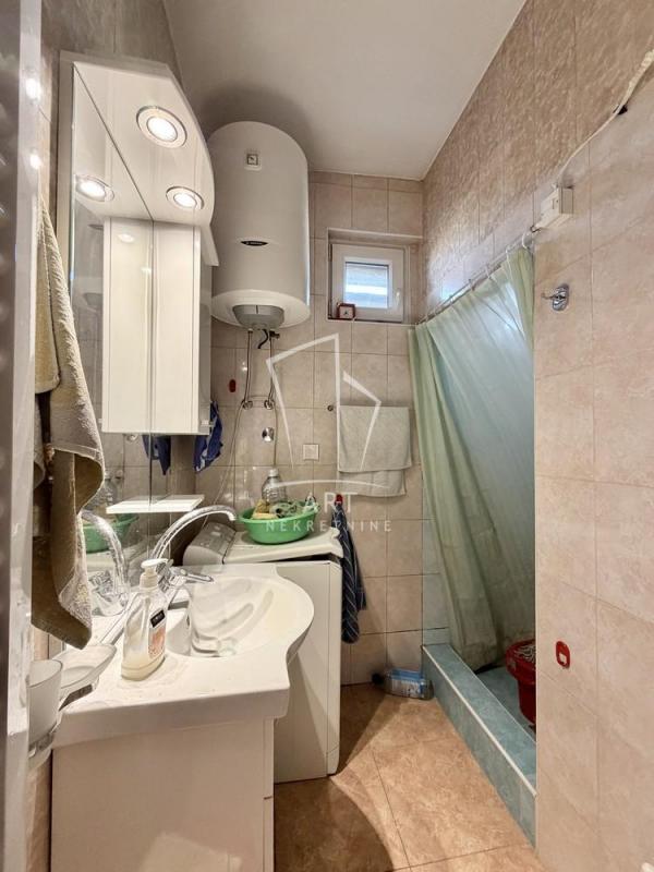 Stan na prodaju u Beogradu, Meandri, jednoiposoban, 47m2, cena 163000 evra